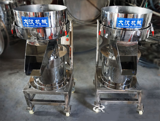 450型過(guò)濾篩機(jī)實(shí)拍：?jiǎn)螌舆^(guò)濾篩過(guò)濾，多用于液體物料的使用。